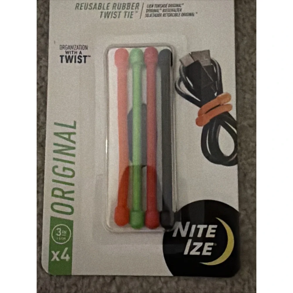 Nite Ize GearTie Reusable 3 in. Rubber Twist Tie 4 Pack Orange/Green/Red/Black